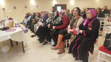 شهد الحفل تكريم المناضلة بهيجة رشقي التي تعد من الوجوه البارزة في النقابة الوطنية للتعليم بالجديدة اعترافا بعطاءاتها الكبيرة في الدفاع عن قضايا الشغيلة التعليمية كما عرفت المناسبة حضور فعاليات نقابية وتربوية أكدت في مداخلاتها على ضرورة تعزيز مكانة المرأة داخل الهياكل النقابية ودعم مشاركتها الفاعلة في مسار النضال النقابي والتربوي.